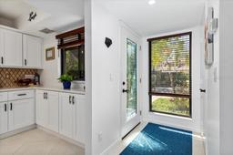Picture of 1708 Glenhouse Drive Unit 313, Sarasota, FL 34231
