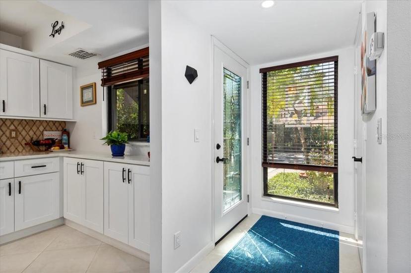 Picture of 1708 Glenhouse Drive Unit 313, Sarasota FL 34231