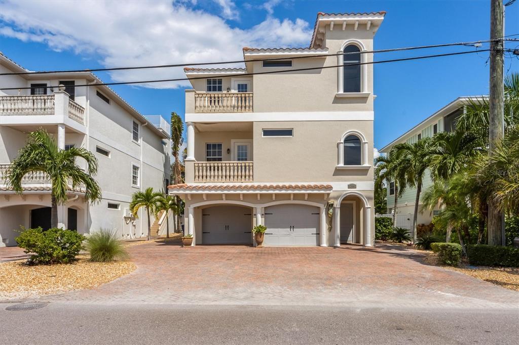 Picture of 2309 Avenue C Unit 200, Bradenton Beach, FL 34217