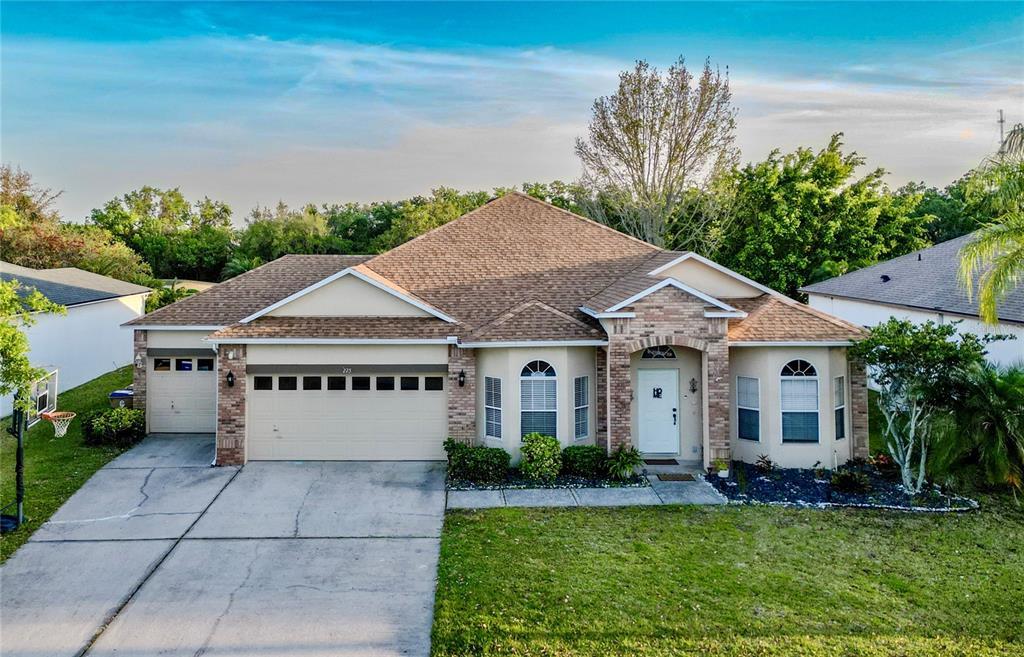 Picture of 225 Strathmore Circle, Kissimmee, FL 34744