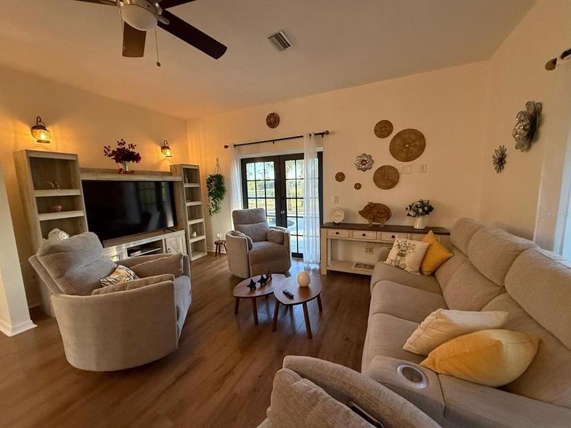 Picture of 33 Tee View Place, Rotonda West FL 33947