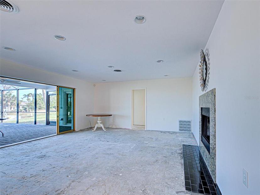 Picture of 202 South Drive, Englewood FL 34223