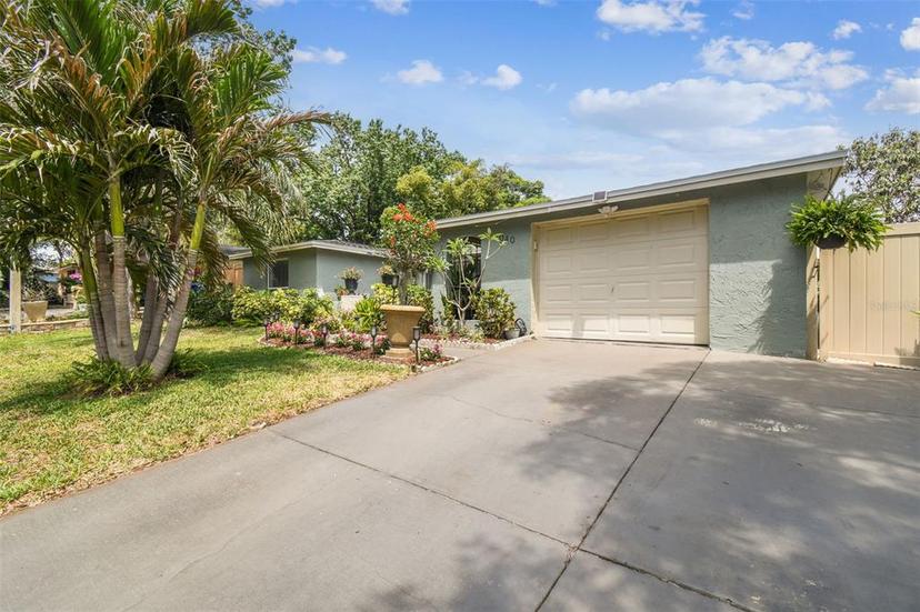 Picture of 9040 Mark Twain Lane, Port Richey FL 34668