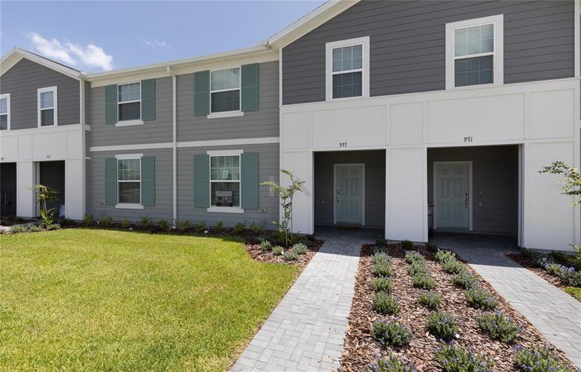 Picture of 977 Paradise Drive, Davenport FL 33897