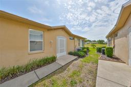 Picture of 2112 Acadia Greens Drive Unit 62, Sun City Center, FL 33573