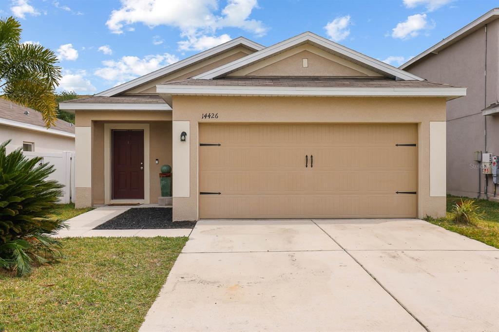 Picture of 14426 Haddon Mist Drive, Wimauma, FL 33598