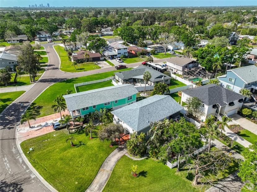 Picture of 8420 Orient Way Ne, St Petersburg FL 33702
