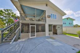 Picture of 8420 Orient Way Ne, St Petersburg, FL 33702