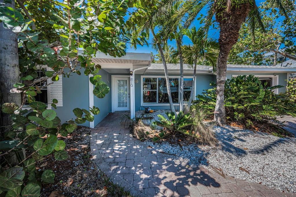 Picture of 810 Lantana Avenue, Clearwater Beach, FL 33767