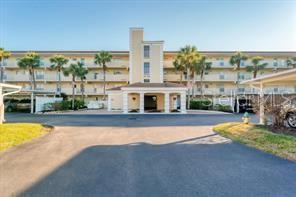 Picture of 934 Wexford Boulevard Unit 934, Venice FL 34293