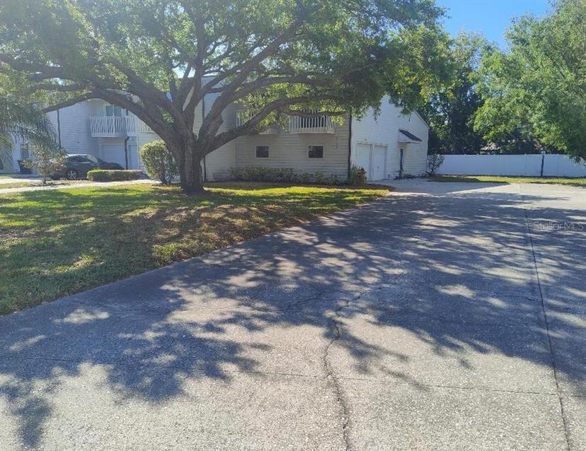 Picture of 6334 92 Place Unit 2401, Pinellas Park FL 33782