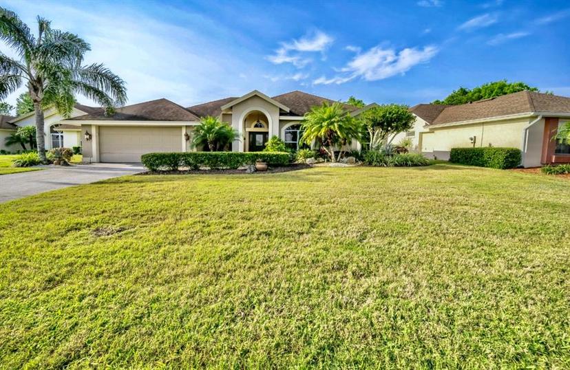 Picture of 4435 Fairway Oaks Drive, Mulberry FL 33860