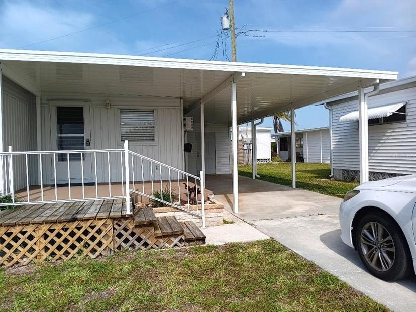 Picture of 818 Bogie Street, Venice FL 34285