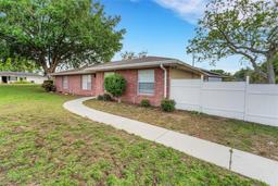 Picture of 202 Saint Lucie Road, Winter Haven, FL 33884