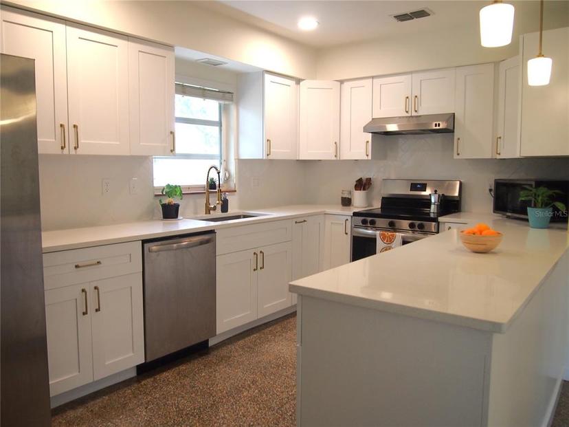 Picture of 7211 N Ola Avenue, Tampa FL 33604