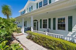 Picture of 4240 Lake Harney Circle, Geneva, FL 32732
