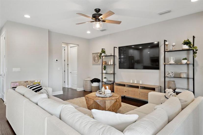 Picture of 2904 W Averill Avenue, Tampa FL 33611