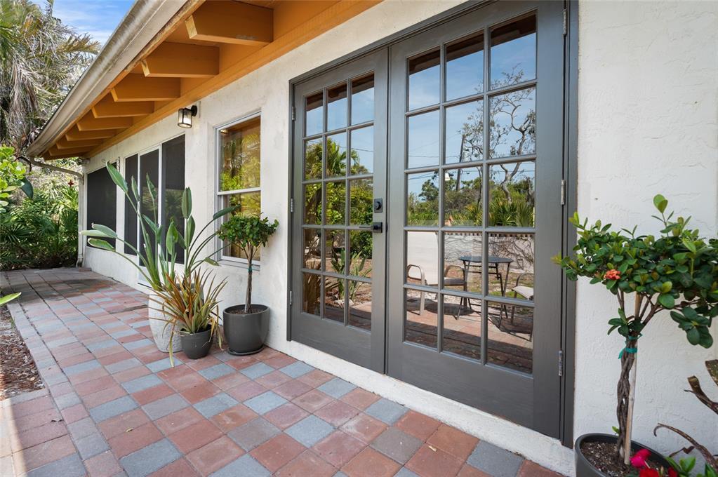 Picture of 2760 Lemon Avenue, Englewood, FL 34223