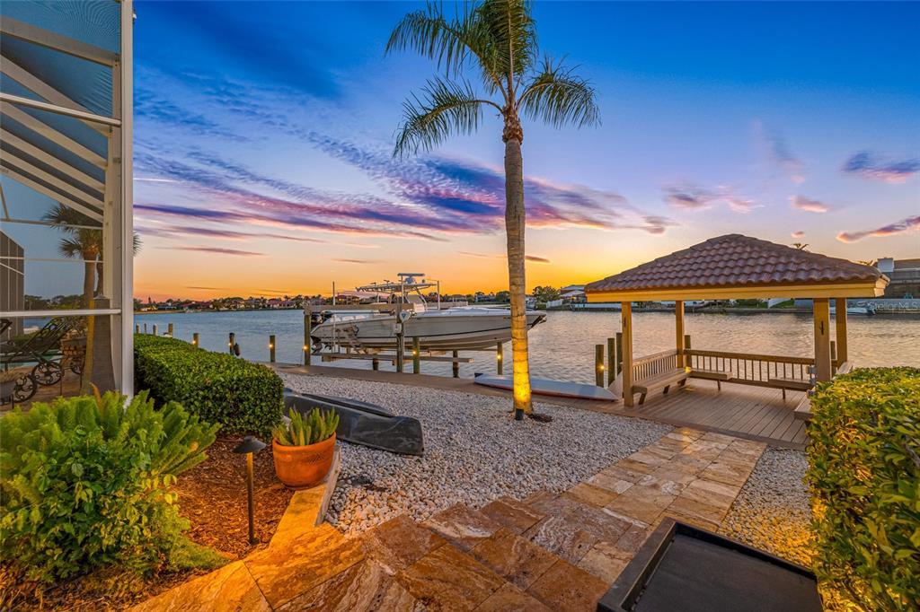 Picture of 5812 Mariners Watch Drive, Tampa, FL 33615