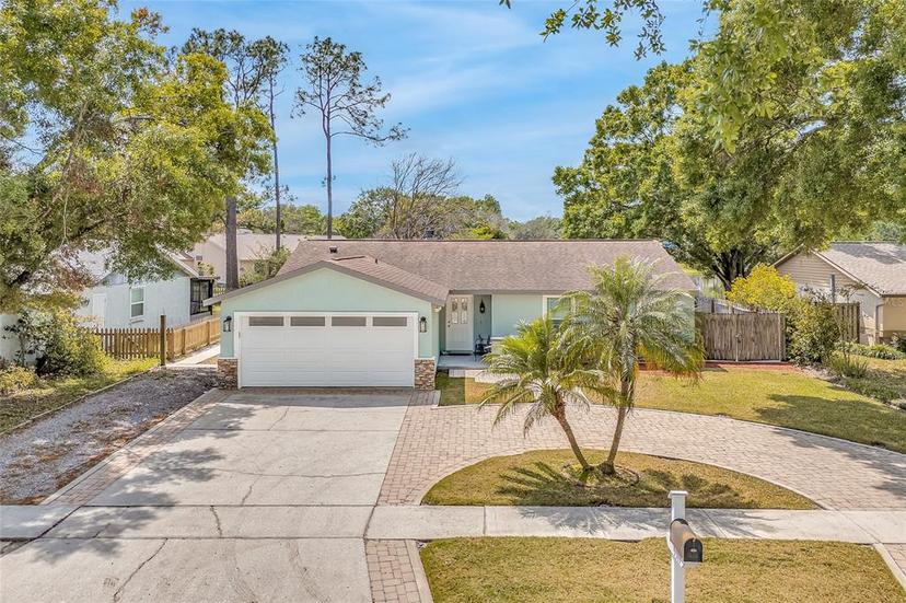 Picture of 5317 Black Pine Drive, Tampa FL 33624