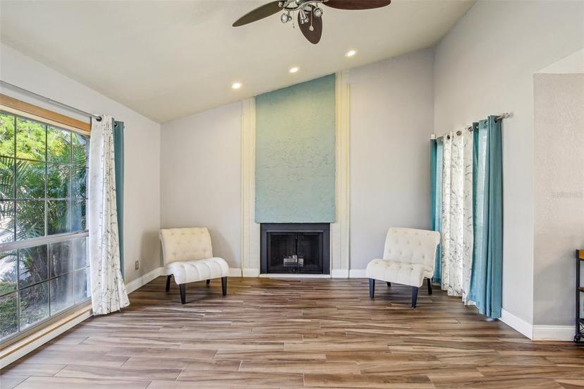 Picture of 8019 Greenshire Drive, Tampa FL 33634