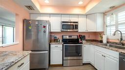 Picture of 1770 Lake Place Unit 1770D, Venice, FL 34293
