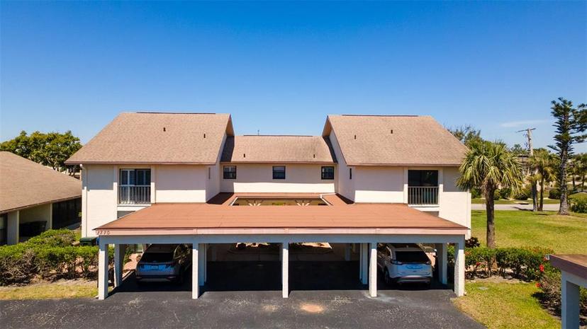 Picture of 1770 Lake Place Unit 1770D, Venice FL 34293