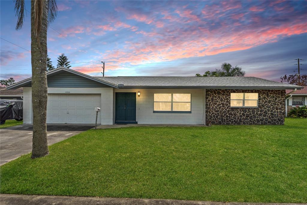 Picture of 10900 Tangora Street, Orlando, FL 32825
