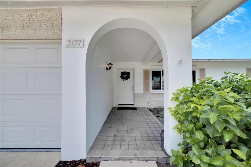 Picture of 2127 Scotland Drive, Clearwater FL 33763