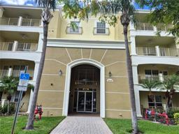 Picture of 5049 Shoreway Loop Unit 30201, Orlando, FL 32819