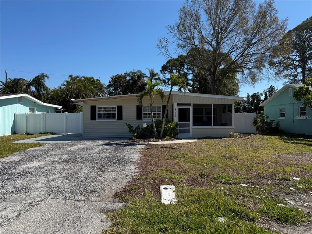 Picture of 9015 Bay Street Ne, St Petersburg, FL 33702