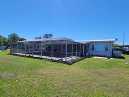 Picture of 121 Bonnie Drive, Auburndale, FL 33823
