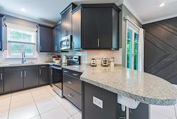 Picture of 906 Vineyard Lane, Oldsmar, FL 34677