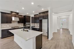 Picture of 4240 Pond Brook Court, Bradenton, FL 34211