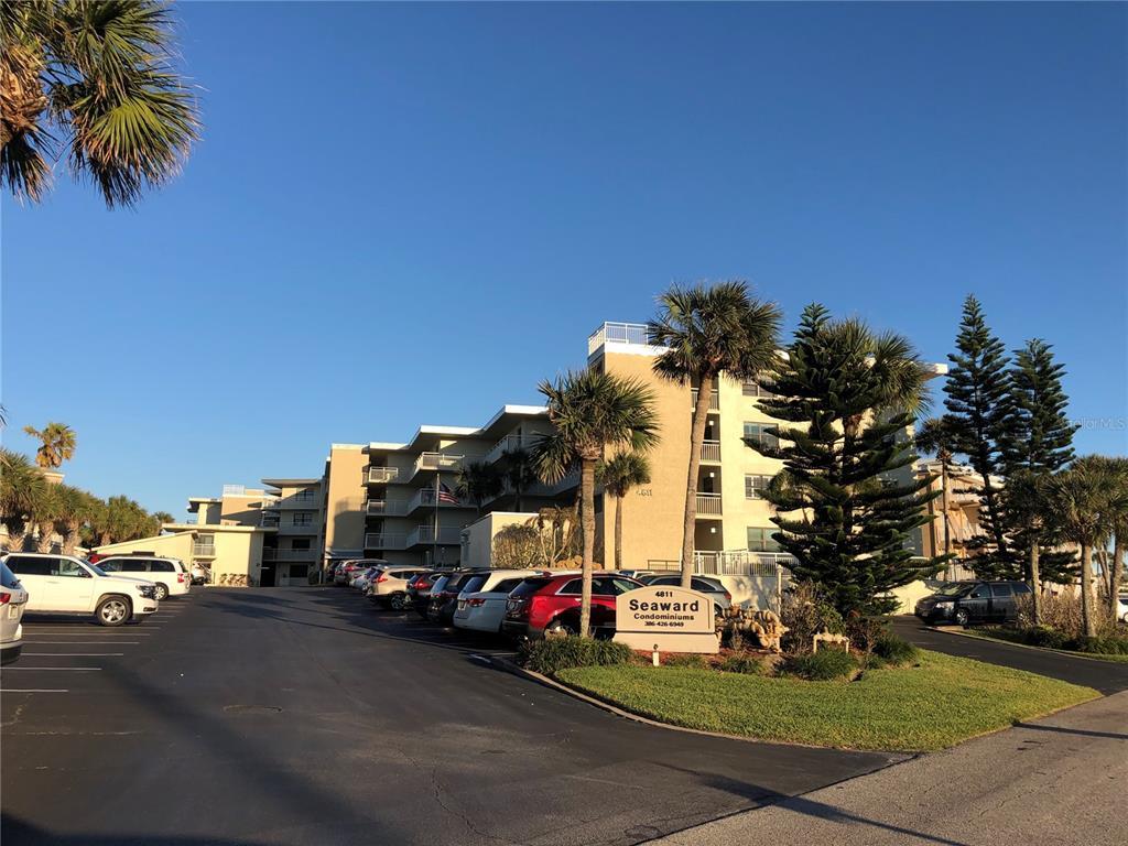 Picture of 4811 Saxon Drive Unit B501, New Smyrna Beach, FL 32169