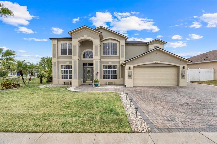Picture of 5235 Cape Hatteras Drive, Clermont FL 34714