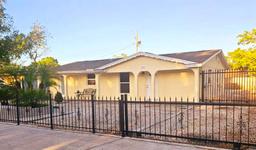 Picture of 8407 River Oaks Drive, Tampa, FL 33615