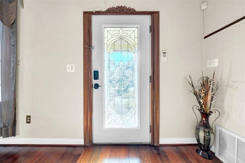 Picture of 5241 4Th Street S, St Petersburg FL 33705
