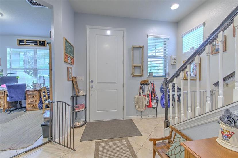 Picture of 5705 Village Center Drive, Lithia FL 33547
