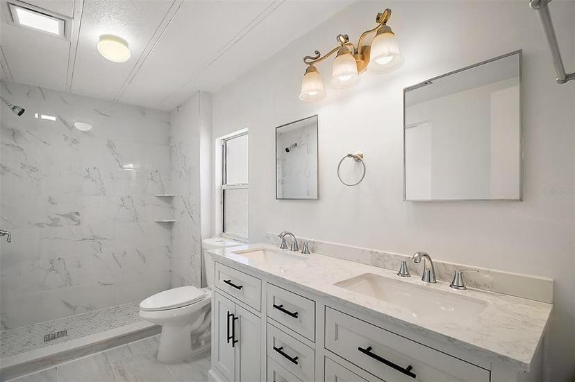 Picture of 3319 Overlook Road Unit 1615, Zellwood FL 32798