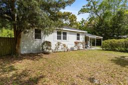 Picture of 1010 NE 7Th Place, Gainesville, FL 32601