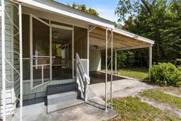 Picture of 1010 NE 7Th Place, Gainesville, FL 32601