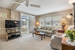 Picture of 4851 W Gandy Boulevard Unit B4L38, Tampa, FL 33611