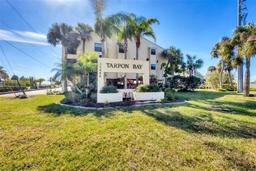 Picture of 14459 River Beach Drive Unit 122, Port Charlotte, FL 33953