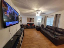 Picture of 523 Oakbriar Place, Brandon, FL 33510