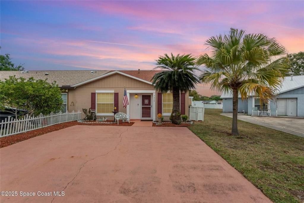 Picture of 3670 Powder Horn Place, Titusville, FL 32796