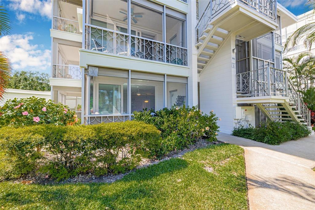 Picture of 615 10Th Avenue Ne Unit 1, St Petersburg, FL 33701