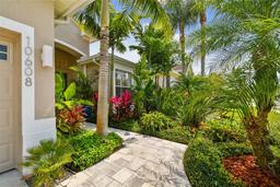 Picture of 10608 Gretna Green Drive, Tampa, FL 33626