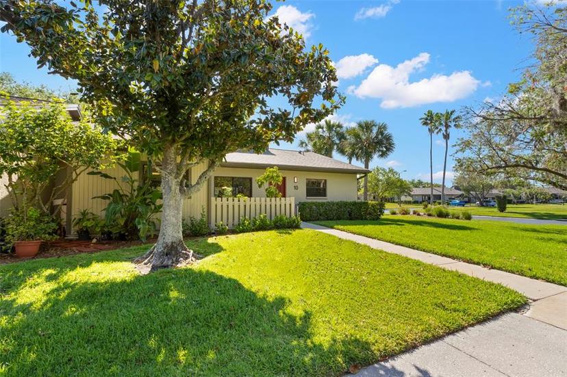 Picture of 10 James Court, Oldsmar FL 34677