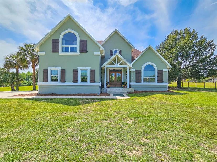 Picture of 1053 State Road 100, Florahome FL 32140